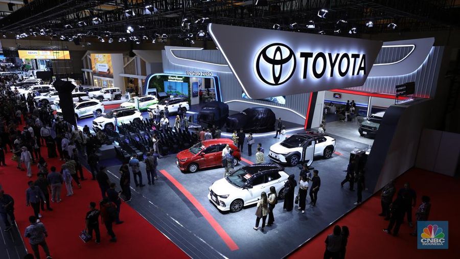 pameran-otomotif-tahunan-indonesia-international-motor-show-iims-di-jiexpo-jakarta-pusat-kamis-1322025-resmi-digelar-10_169