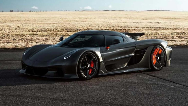 Koenigsegg Jesko Absolut: Raja Kecepatan Dunia dengan Target 531 km/jam