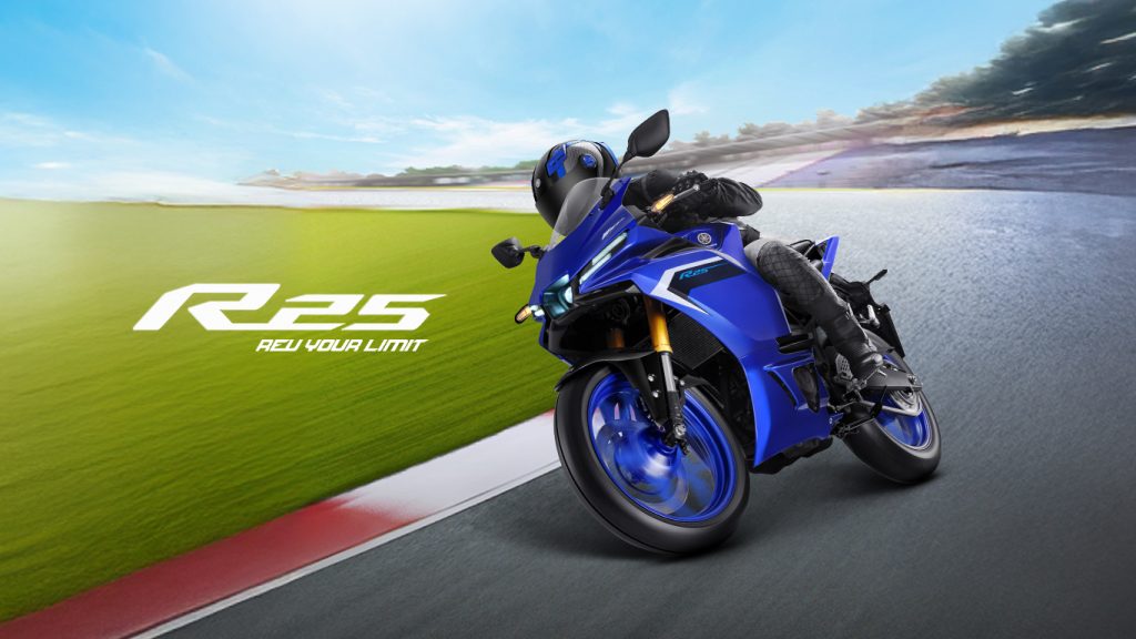 Yamaha R-25: Motor Sport Fairing 250cc Penuh Karakter