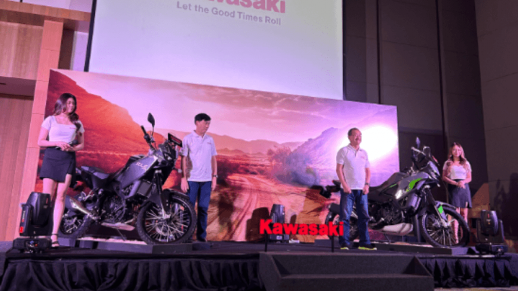 Motor Adventure Legendaris Kembali! Kawasaki KLE500 Hadir dengan Performa Tangguh
