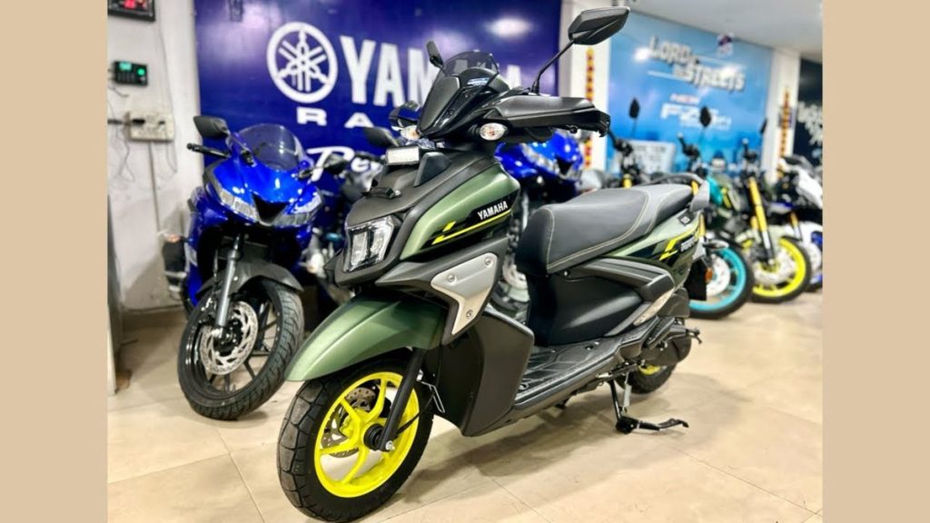Yamaha RayZR 160, Motor Matic Sporty yang Siap Jadi Idola Rider